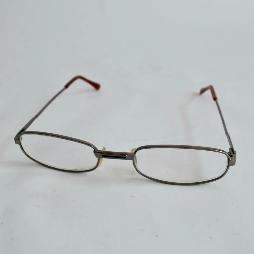 N/A eyeglasses show